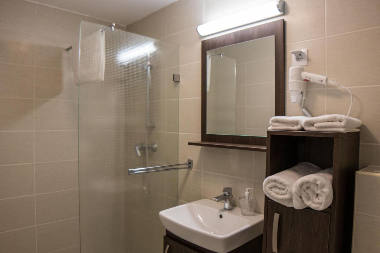 אגר Mecset Apartman מראה חיצוני תמונה