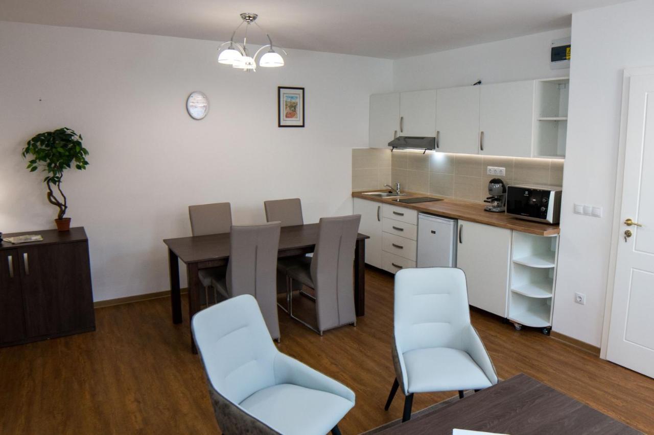 אגר Mecset Apartman מראה חיצוני תמונה